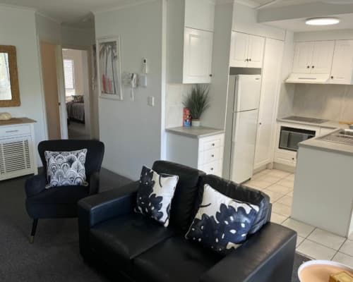 maroochydore-1-bedroom-holiday-accommodation(11)