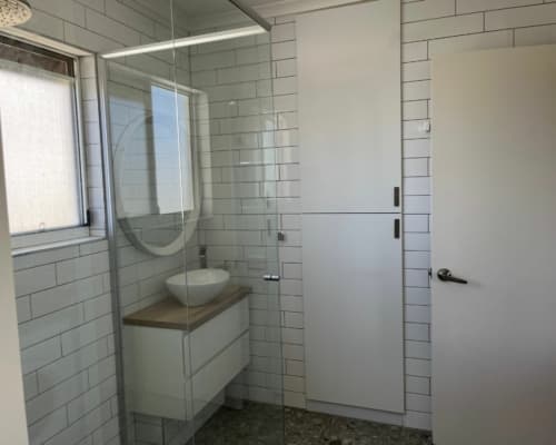 Main Bathroom